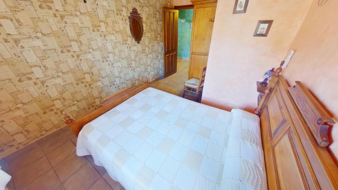 Ruralrut-El Tiemblo Wifi, Cabina De Hidromasaje, Aire Acondicionado Y A Pocos Metros De Zonas De Bano Naturales Exterior foto
