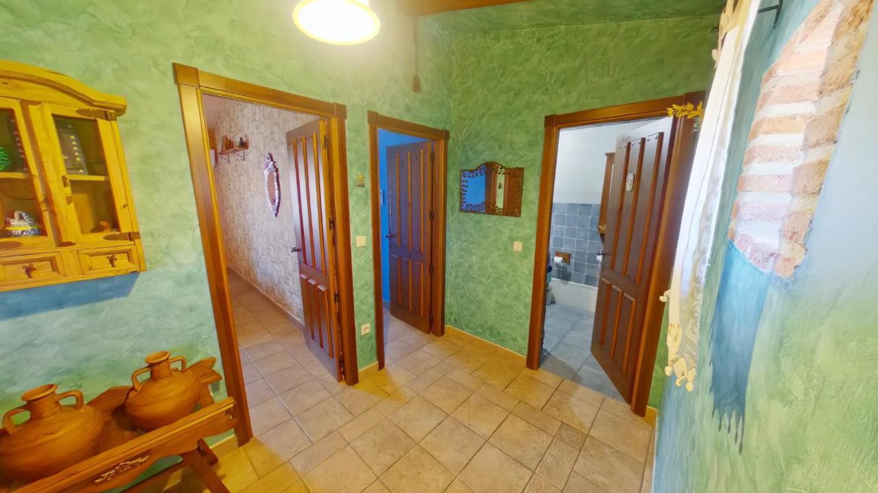 Ruralrut-El Tiemblo Wifi, Cabina De Hidromasaje, Aire Acondicionado Y A Pocos Metros De Zonas De Bano Naturales Exterior foto
