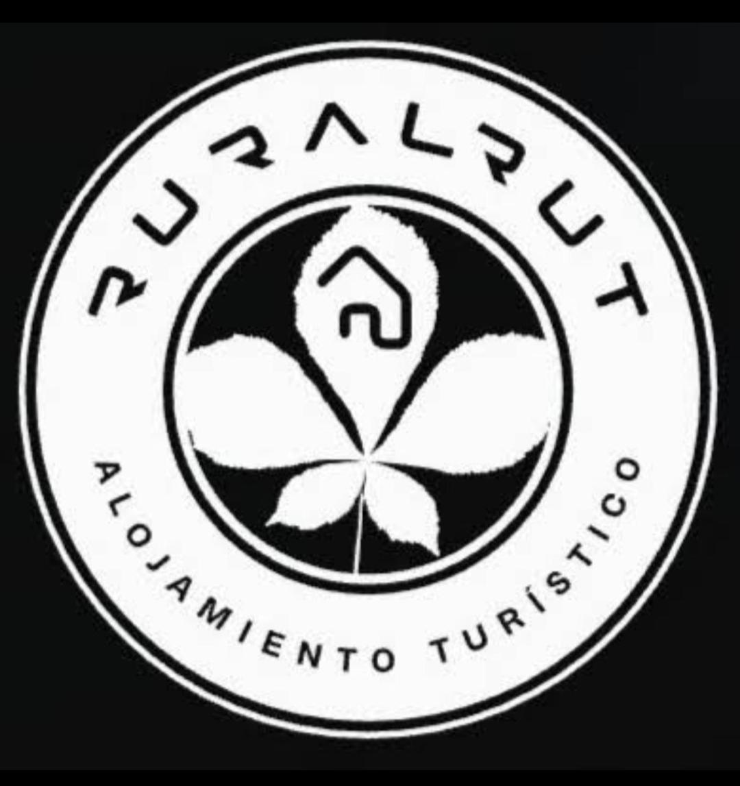 Ruralrut-El Tiemblo Wifi, Cabina De Hidromasaje, Aire Acondicionado Y A Pocos Metros De Zonas De Bano Naturales Exterior foto